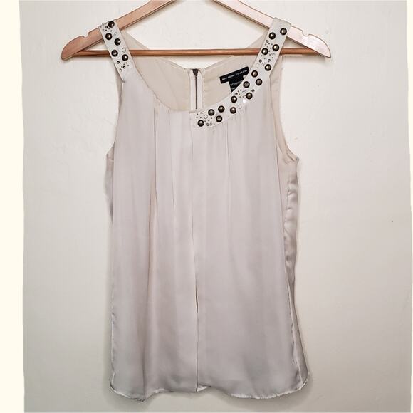 🌻3 for $ 18 Cream Beaded Asymmetrical Sleeveless Top - Picture 1 of 5